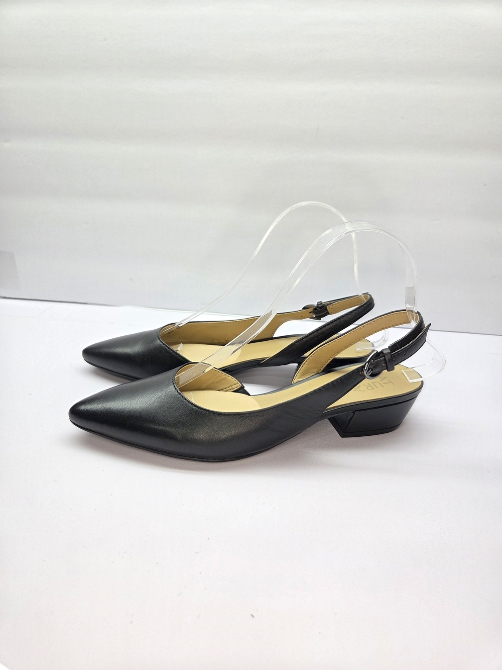 Naturalizer Women’s Black Leather Pointed Toe Slingback Pumps Low Heel 7.5 M